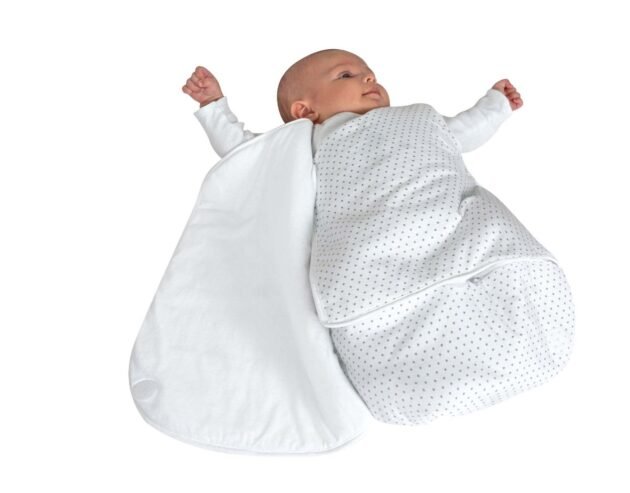 104444douillette_hiver_etoilesbebe2__073799900_1623_10112016_2-1.jpg Douillette naissance cache-coeur 55 cm étoiles - Candide
