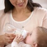 Avent : Biberon Natural en Verre anti-colique 1M+ 240 ml