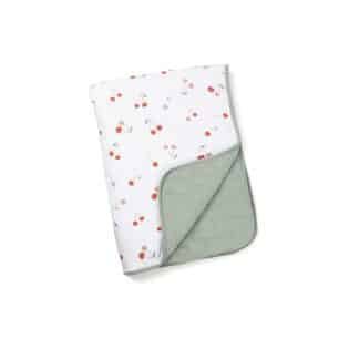 couverture-dream-75x100-cherries-green-doomoo-1.jpg Couverture Dream 75X100 Cherries Green- Doomoo