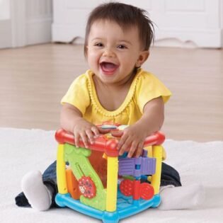 jouet_eveil_marrakech.jpg Baby Cube d'éveil - VTECH