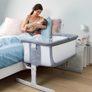next-to-me.jpg Berceau Next 2 Me Air Gris - Chicco