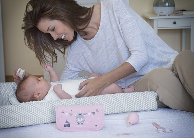 Trousseau de Soins Baby Kit Rose 0m+ - Miniland