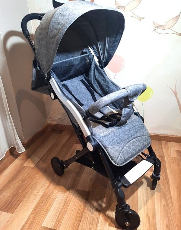 poussette-grise_1.jpg Poussette valise Reamoon