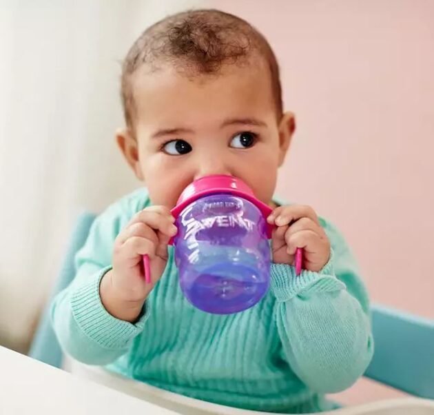 tasse_mauve_avent.jpg Tasse Ă bec 200 ml 6m+ Avent