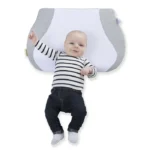 bébé sur cosymat plan incliné