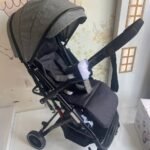 Poussette compacte reversible