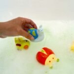 Jouet-de-Bain-Aspergeurs-Nature-Ludi-7 aspergeur nature facile a tenir