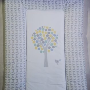 matelas à langer pour bébé gris fleur