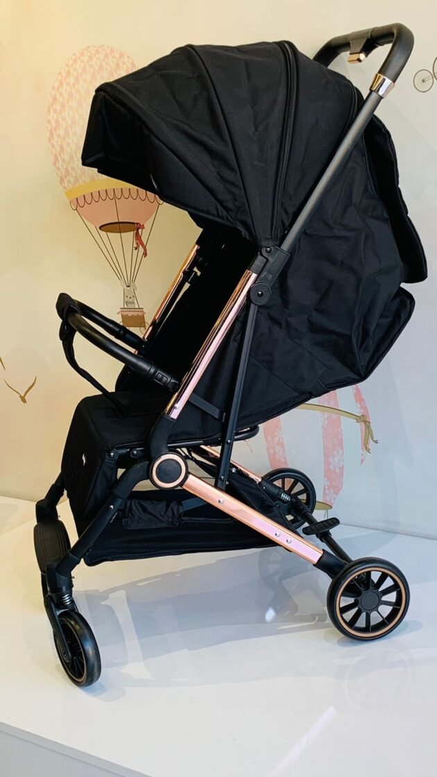 Poussette-valise-noire-Burbay-5 Poussette - Burbay