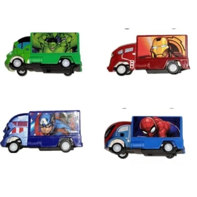 4 véhicules Avengers
