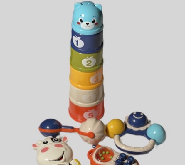 5 Gobelets empilés