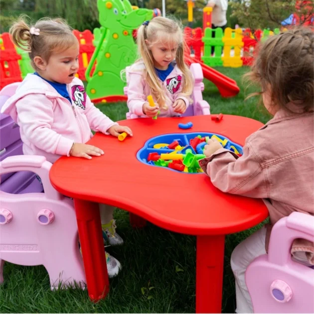 table de jeu en plastique