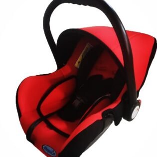 Maxi cosi bras en plastique