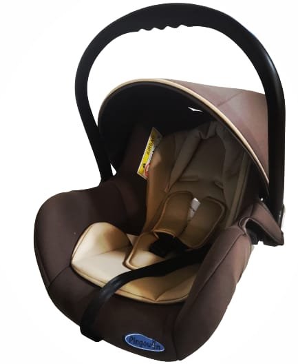 Maxi cosi bras en plastique - Pingouin beige