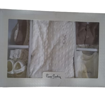 Coffret de naissance 6pièces - Pierre Cardin