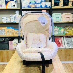 Maxi-cosi-siege-auto-groupe-0+-beige-2 statut maxi cosi siège auto beige
