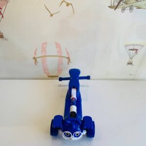 trottinette avec siège bleu
