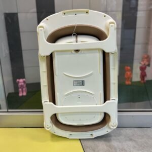 verso de la baignoire pliable avec thermomètre