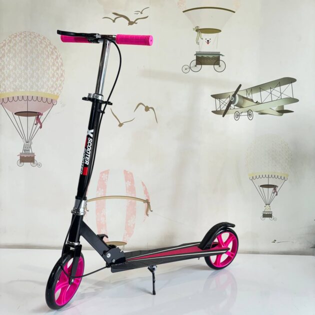 statut trottinette pliable compacte rose