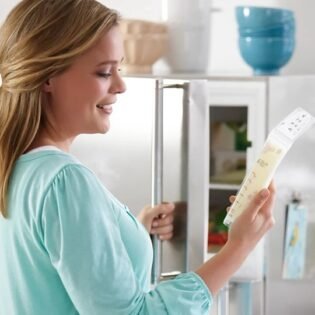 avent-sachets-de-conservation-pour-le-lait-maternel-x25- sachets de conservation x25 avent 3