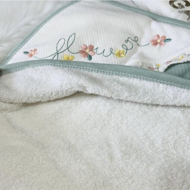 coffret-de-bain-4-pcs-free-gaye-bebe coffret de bain free confortable