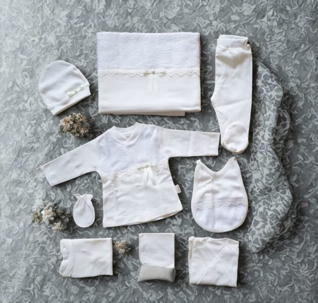 coffret vêtements naissance