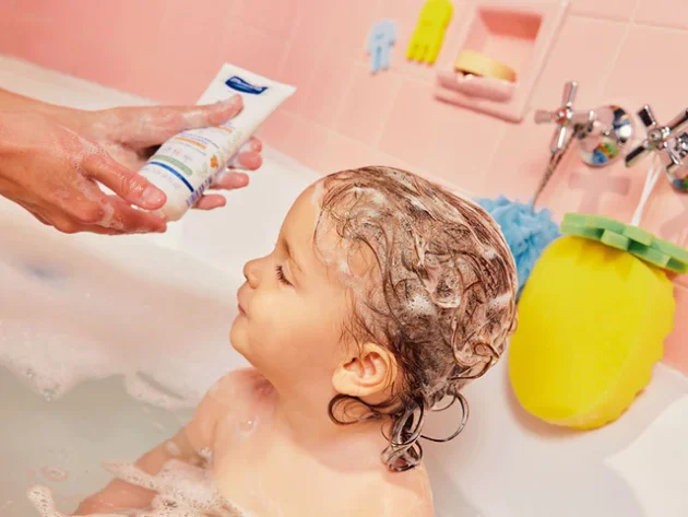 Shampooing Crème Démêlant Cheveux Bouclés- Mustela
