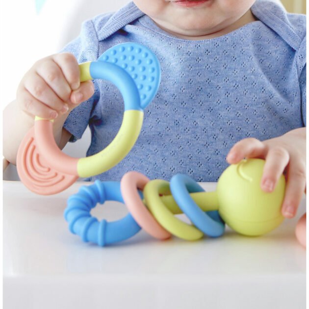collection hochets et anneaux de dentition - hape1 Collection hochets et anneaux de dentition - Hape
