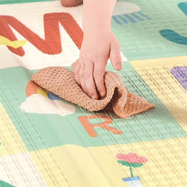 tapis de jeu pliable alphabet - hape. Tapis de jeu pliable alphabet - Hape