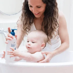 huile lavande – application sur peau sèche Topilane AD huile lavante protectrice 350 ml - Biolane