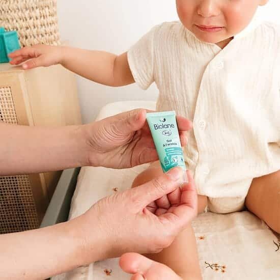 biolane-gel-arnica-bio-20ml Gel à l'arnica certifié biologique - Biolane