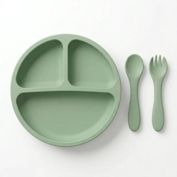 assiette bébé compartimentée en silicone avec cuillère et fourchette vert gobebe. Assiette Bébé Compartimentée en Silicone avec Cuillère et Fourchette