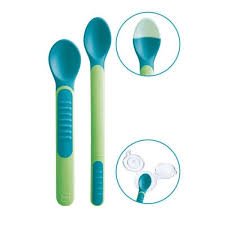 lot de 2 cuillères thermosensibles et étui de protection vert - mam gobebe Lot de 2 cuillères thermosensibles et étui de protection - MAM