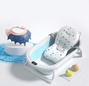 set baignoire pliable avec thermomètre, coussin et visiére bleu gobebe accessoires hygiène gobebe temara